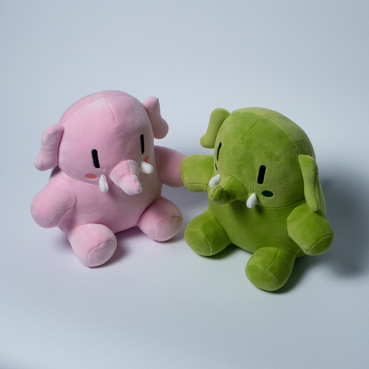 PRE-ORDER Mastodon plushie 20cm - Plushtodon